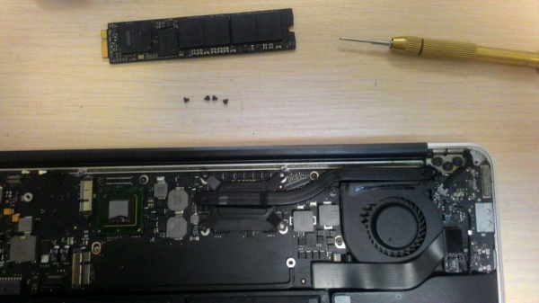 Разборка MacBook Air A1369